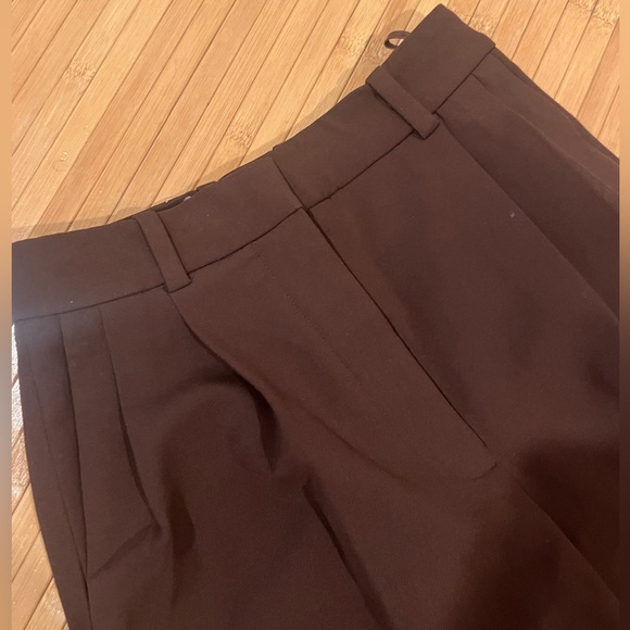 Aritzia Pleated Pant in Brown 00 NWOT - Picture 10 of 12